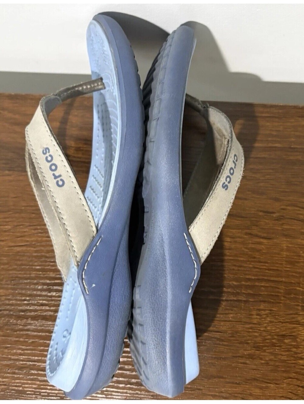 CROCS Blue with Gray Strap Flip Flop Sandals size 8 - Picture 7 of 10
